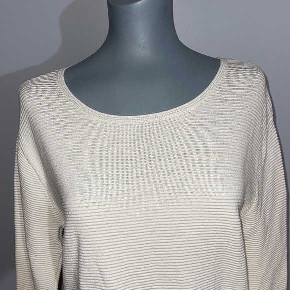 Aritzia Wilfred Free Ribbed Sweater - Picture 2 of 11
